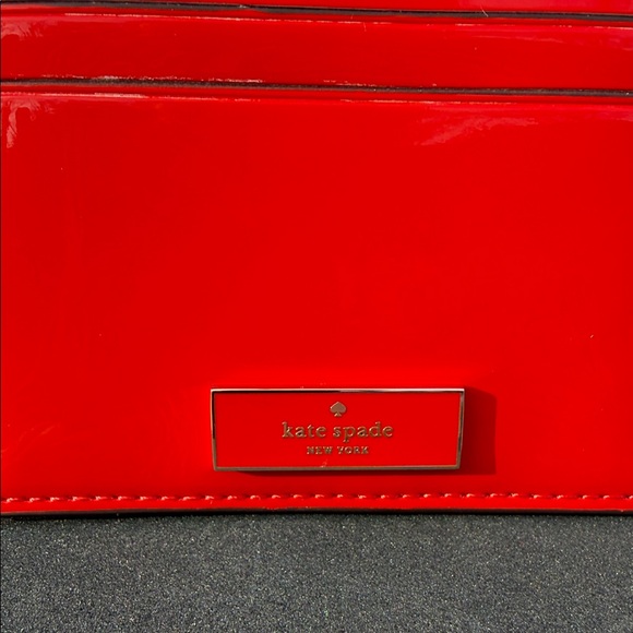 NWT Kate Spade Small Slim Bridget Vibrant Red Patent Card Case - Picture 2 of 3